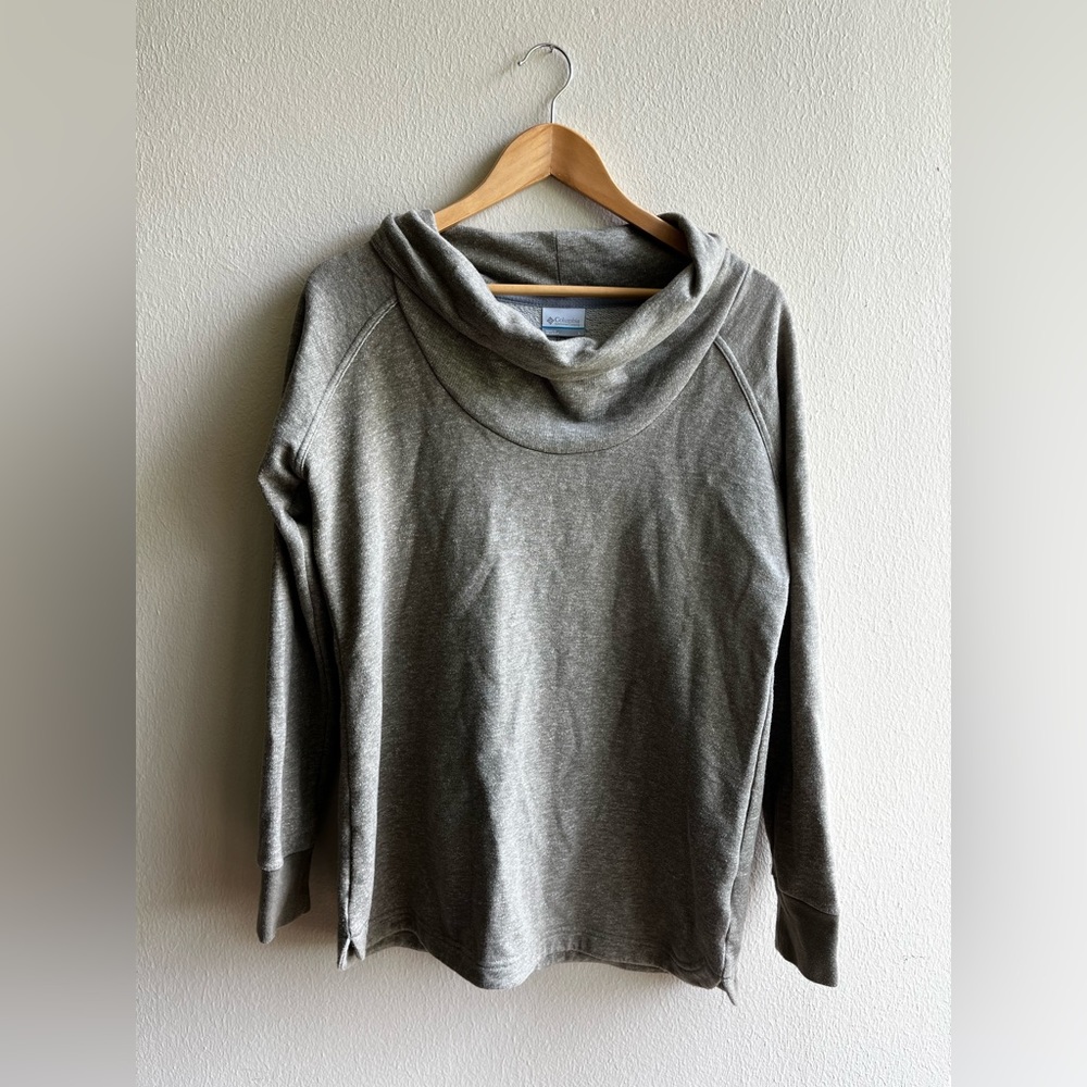 Columbia Turtle Neck Sweatshirt, Vintage Plain long Sleeves Sweater